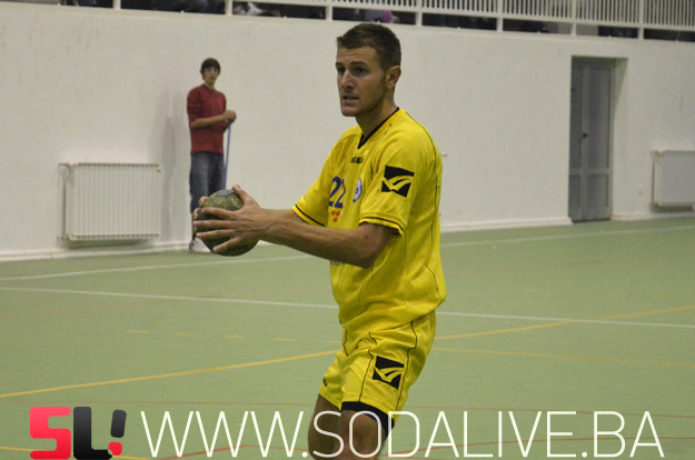_NIK6393