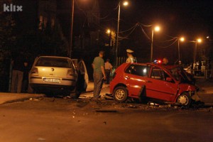 Dvoje poginulih u saobracajnoj nesreci u Tuzli